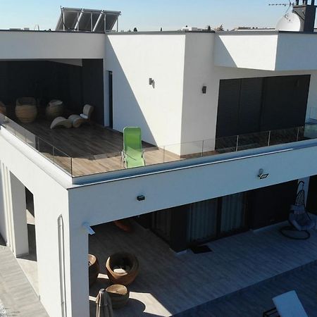 Villa Ula In Pula With Heated Pool And Sauna Kültér fotó